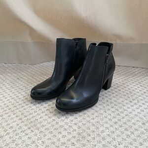 Born Black Leather Ankle Booties with Side Zip